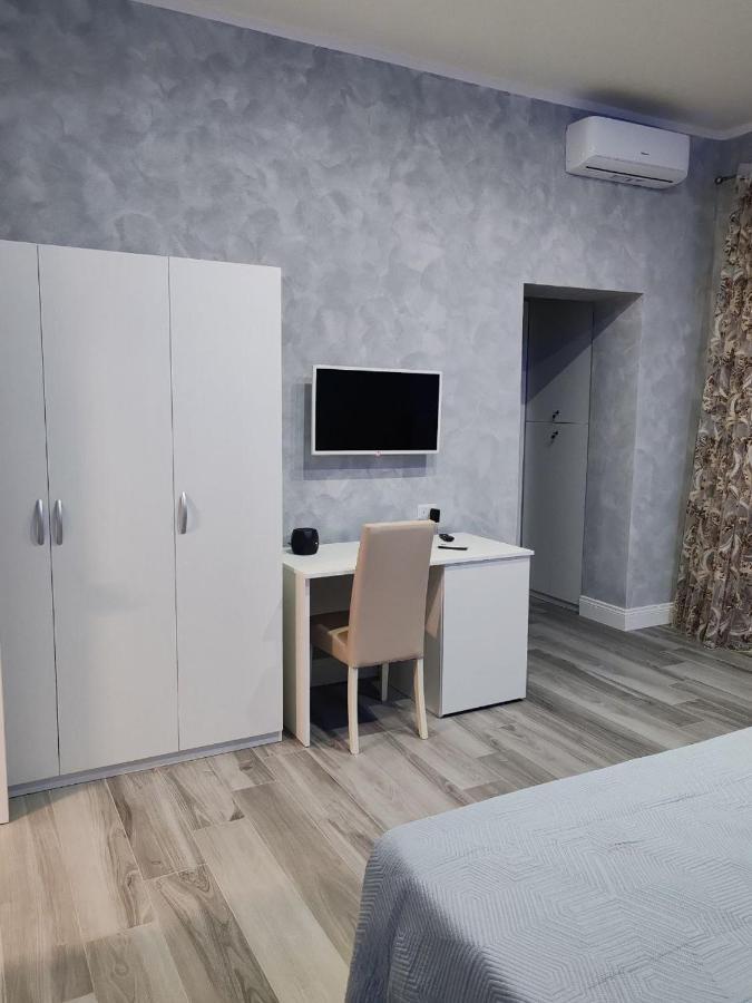 Gioia Toledo Bed & Breakfast เนเปิลส์ ภายนอก รูปภาพ