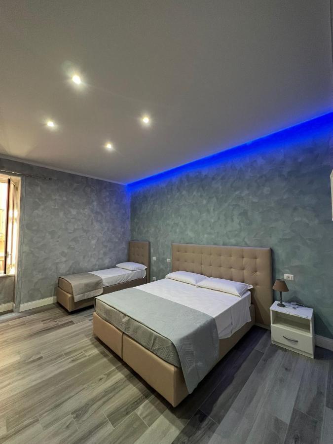 Gioia Toledo Bed & Breakfast เนเปิลส์ ภายนอก รูปภาพ